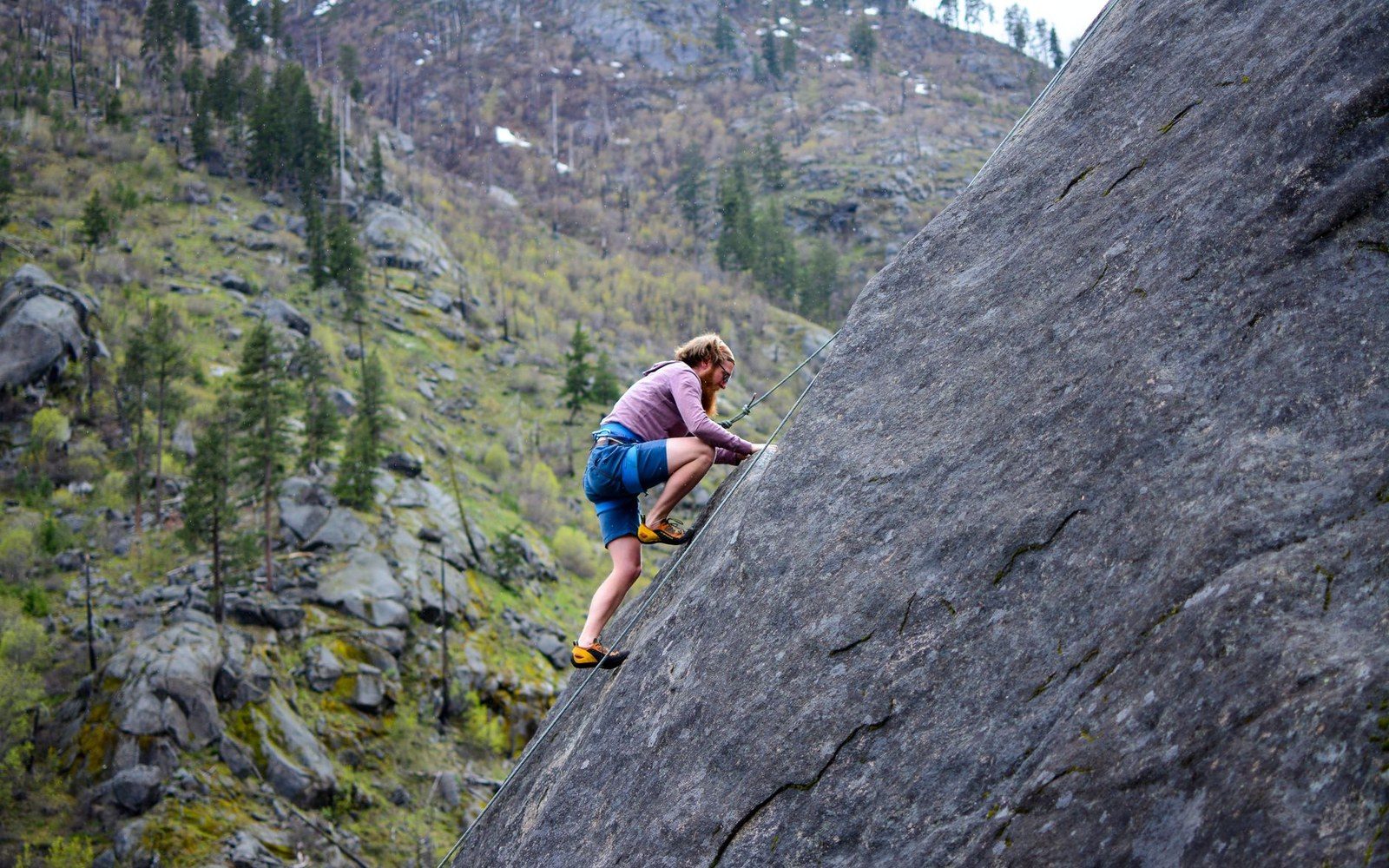 Castle Rock, Icicle Canyon